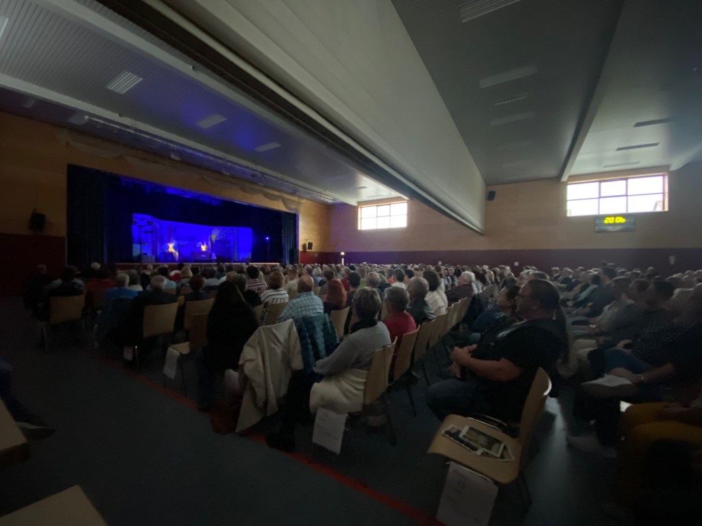 Bilder der Vorstellung „Watzmänner“ Kikeriki Theater waren in Mömlingen: Fr. 29.4. und Sa.&nbsp;30.4.2022